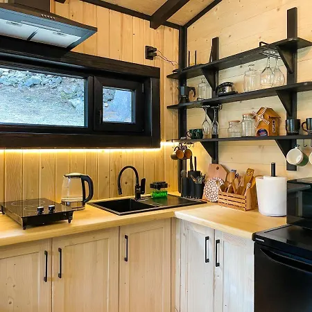 Апартаменты Yo Hill  -  йо хілл  - будинок в горах *