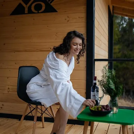 Yo Hill  -  йо хілл  - будинок в горах *